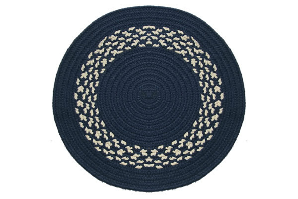 Amazon Com Oval Braided Rug 3 X5 Navy Navy Burgundy Camel Band Kitchen Dining