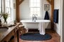 Bathroom MG