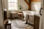 Bathroom MG